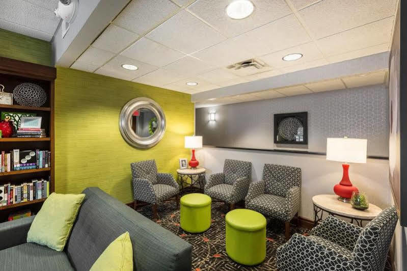 Hampton Inn Kearney Bagian luar foto